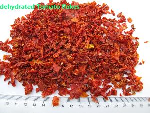 Air dried dehydrated tomato flakes tomato granules