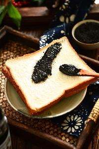 Black sesame powder bakey