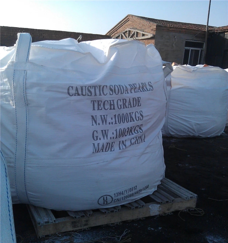 Caustic Soda Packing (25 KG Polypropylene Bags in Jumbo Bag