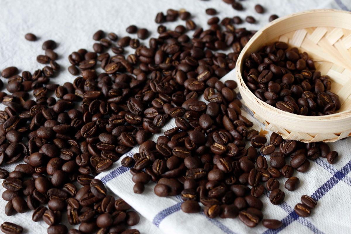 Highly quality roasted arabica coffee beans roasted nature