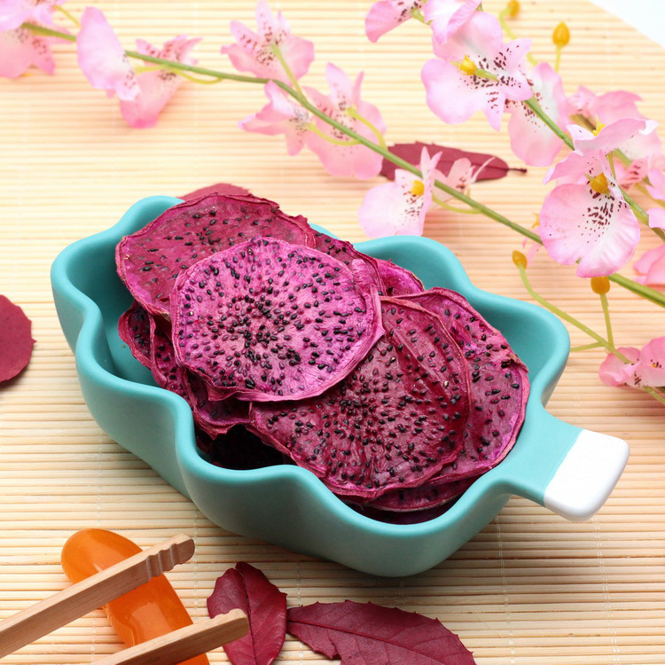 Wholesale Price Red Colour Dried Dragon Fruit with Bulk Packaging,China