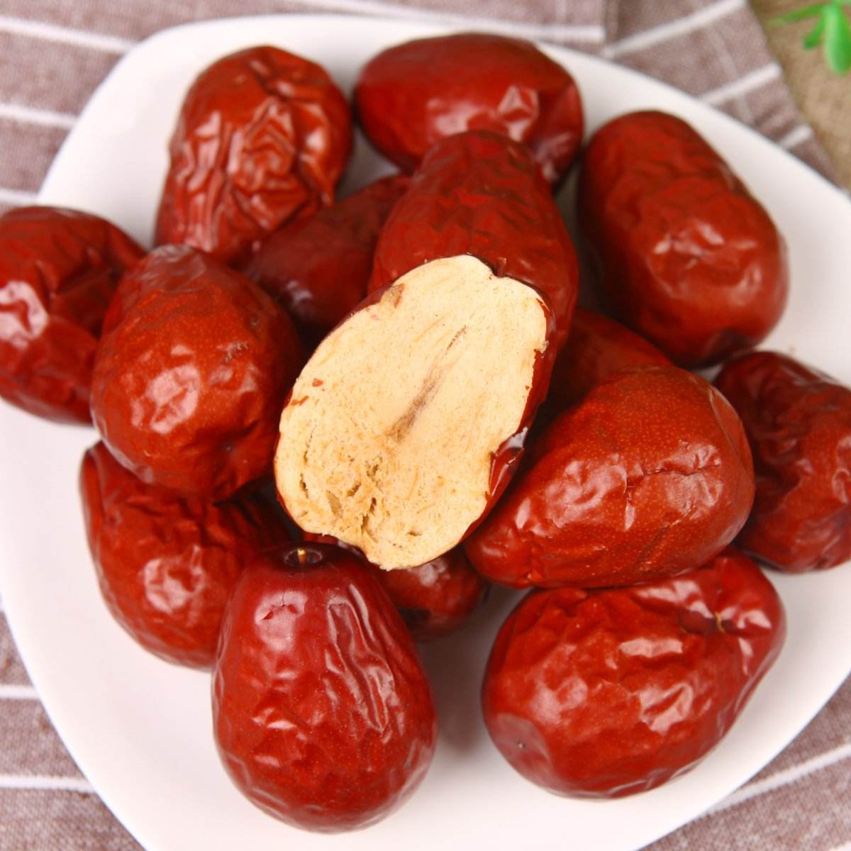 Chinese Dried Red Jujube Xinjiang Dried Red Dates for Sale