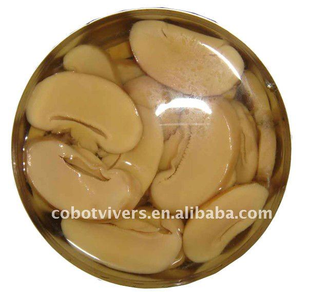 canned sweet babycorn in glass jar