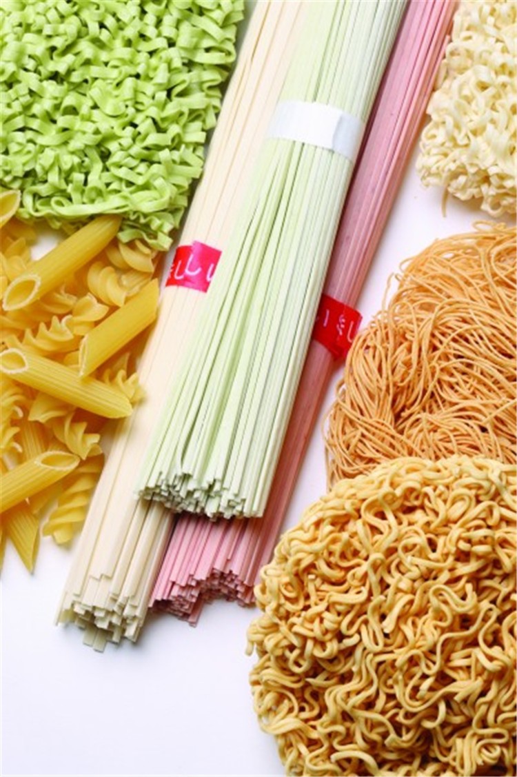 Simplicity of operator spicy beef noodles instant low calorie