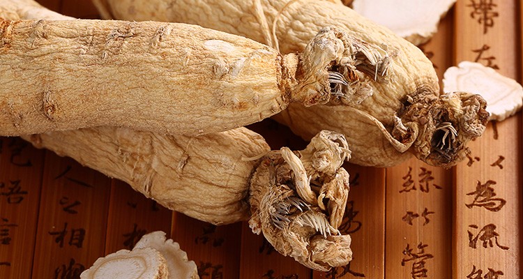 Factory Price Red  Extract Korean Red Ginseng Extract Price Ginseng Berry Extract Supplement