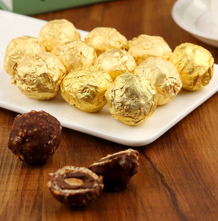 Bulk Round Ball Chocolate Candy  with Nuts