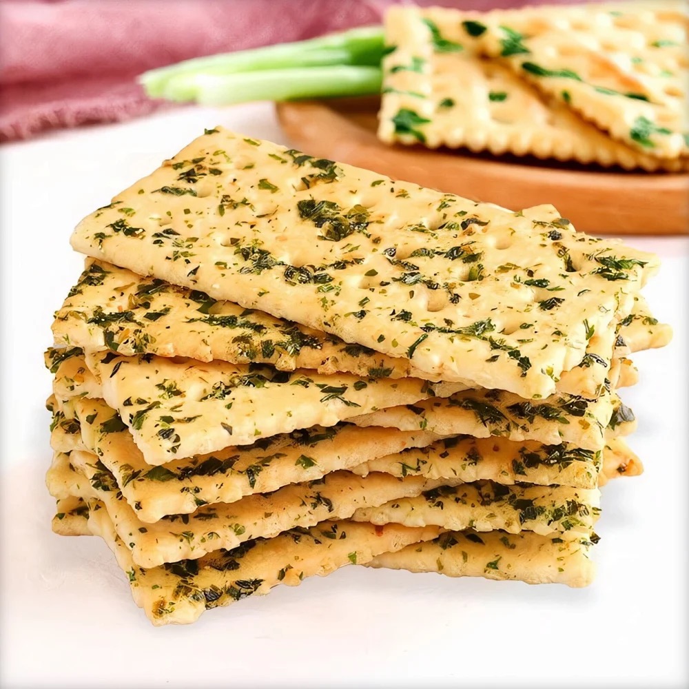 Factory supply soda crackers and biscuits for sale