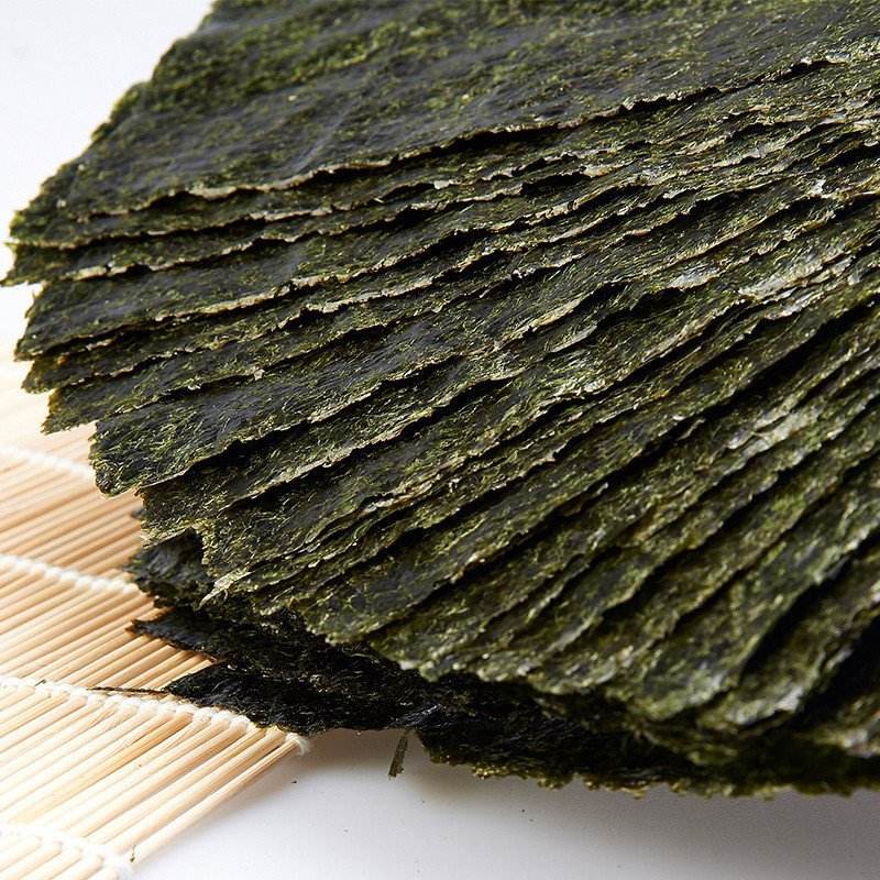 Нори что это такое. Сушеные водоросли нори. Морские водоросли суши нори. Seaweed sushi Nori водоросли суши нори. Яки суши нори 100 листов.