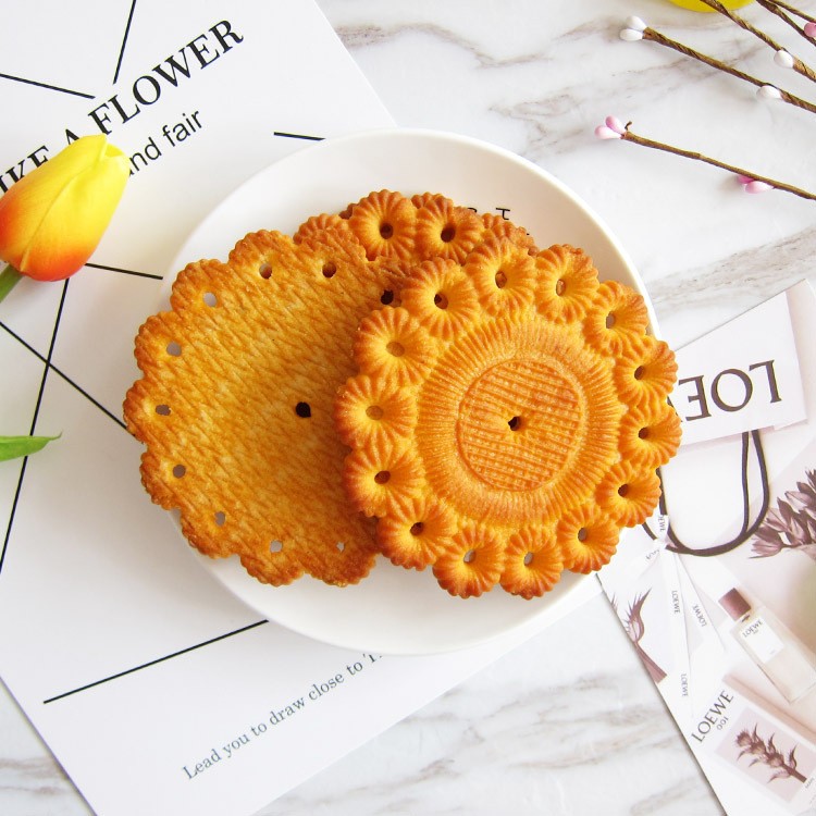 Delicious red jujube biscuits nutrition breakfast biscuits
