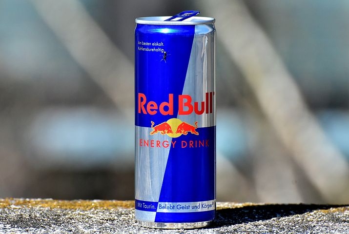 Энергетический напиток Red bull Энергетический напиток Red Bull 250 мл оптом Redbull для продажи