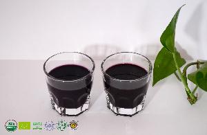 100% Black Goji Juice from fresh berries