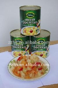Canned Fruit Cocktail With Fresh Delicious in Light Syrup