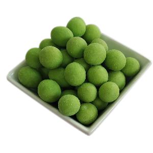 Healthy spicy crispy roasted wasabi flavour crisp coated peanut