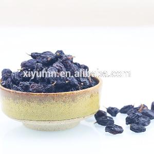 High quality  organic   black   currant  raisins,  black  raisins