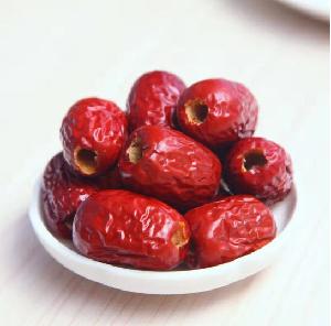 Excellent quality xinjiang jujube remove the croes dried red dates