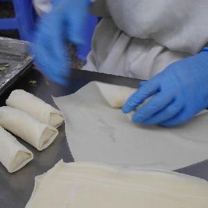 Hot Wholesale High Quality Delicious instant Cooking Frozen Spring Rolls Pastry sheet