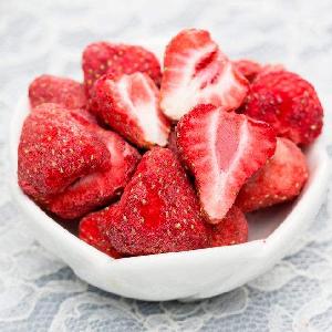 Wholesale FD fresh Strawberry dried fruit