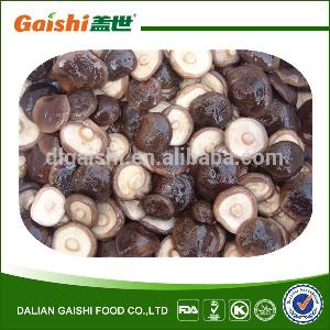 fresh shiitake mushroon in brine