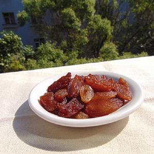 Top quality Xinjiang dried red raisin with wholesale price