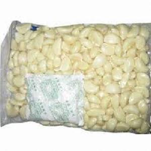 Fresh peeled garlic for wholesale