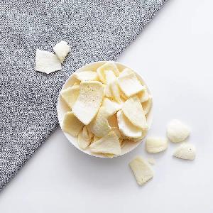 High quality dehydrated onion crispy vacuum fried onion chips