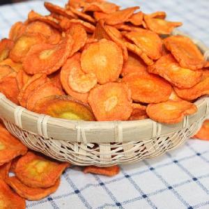 Delicious organic vegetables VF carrot chips