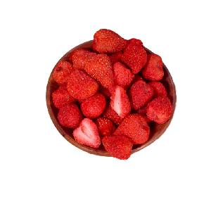 High quality freeze-dried sweet and sour strawberry crispy delicious snacks