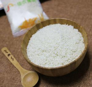 Hot water brewing rice soup convenient and nutritious