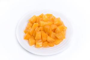 Canned yellow peach dice in light syrup