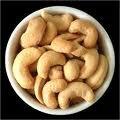 Raw cashew nut w320, salted cahew nut in viet nam